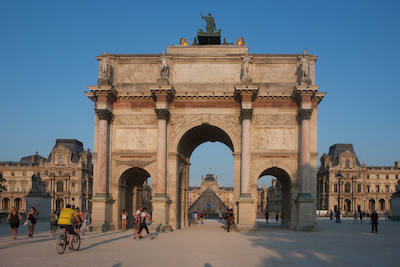 Paris - Tradition und Moderne - Louvre